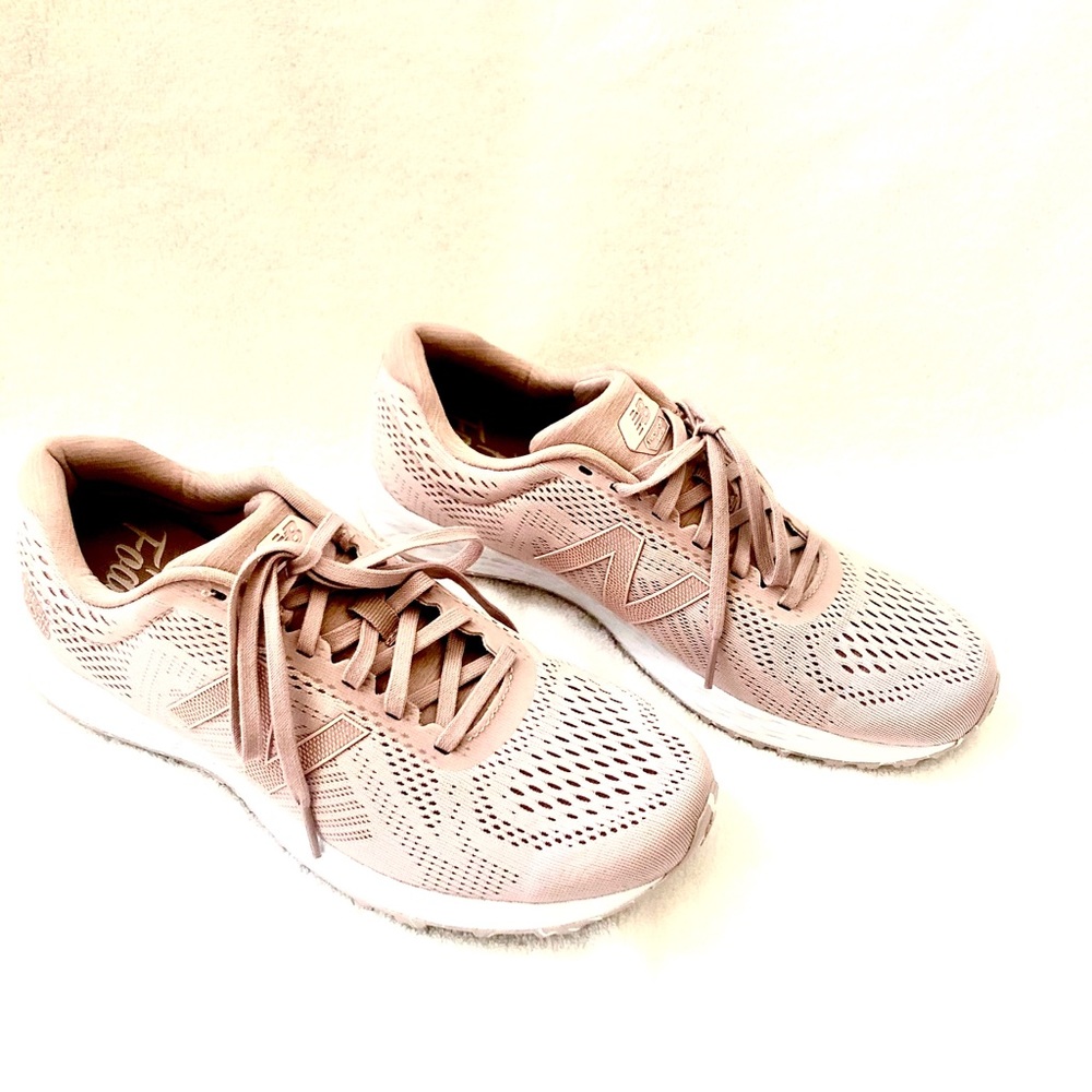 NWT New Balance Athletic Shoes